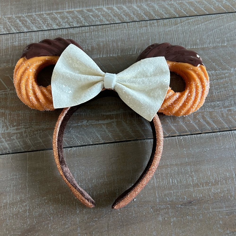 VGUC previously owned Disney parks ears headband